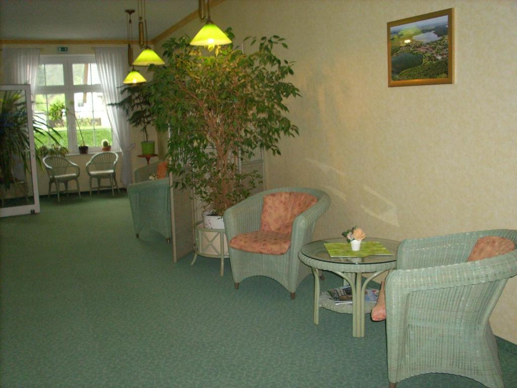 Hotel Am Wariner See Exterior photo